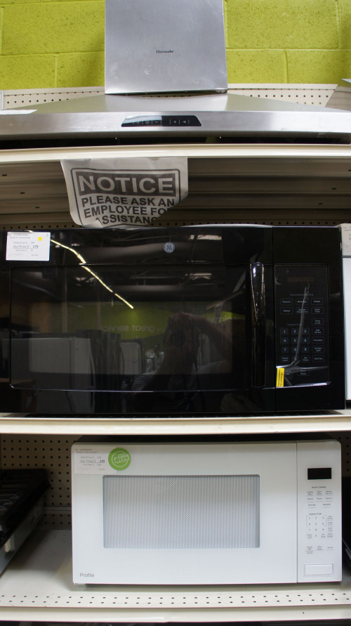 1.6 cu.ft. GE JVM3160DFBB Over-The-Range Microwave Oven
