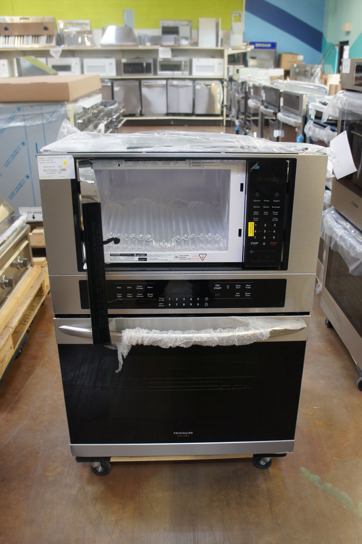 30" Frigidaire FGMC3066UF Electric Combination Wall Oven - Image 6