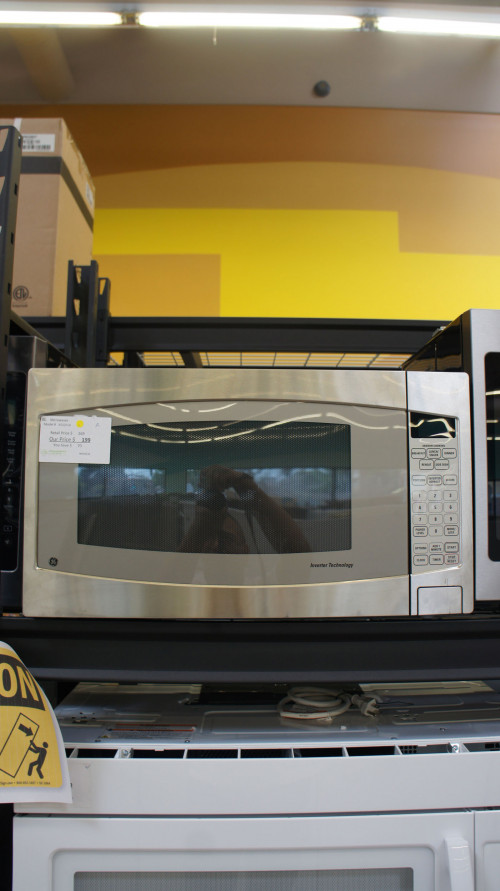 GE Profile JES2251SJ Countertop Microwave