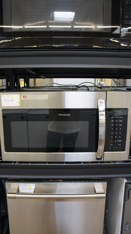 Frigidaire LFMV1846VF Microwave