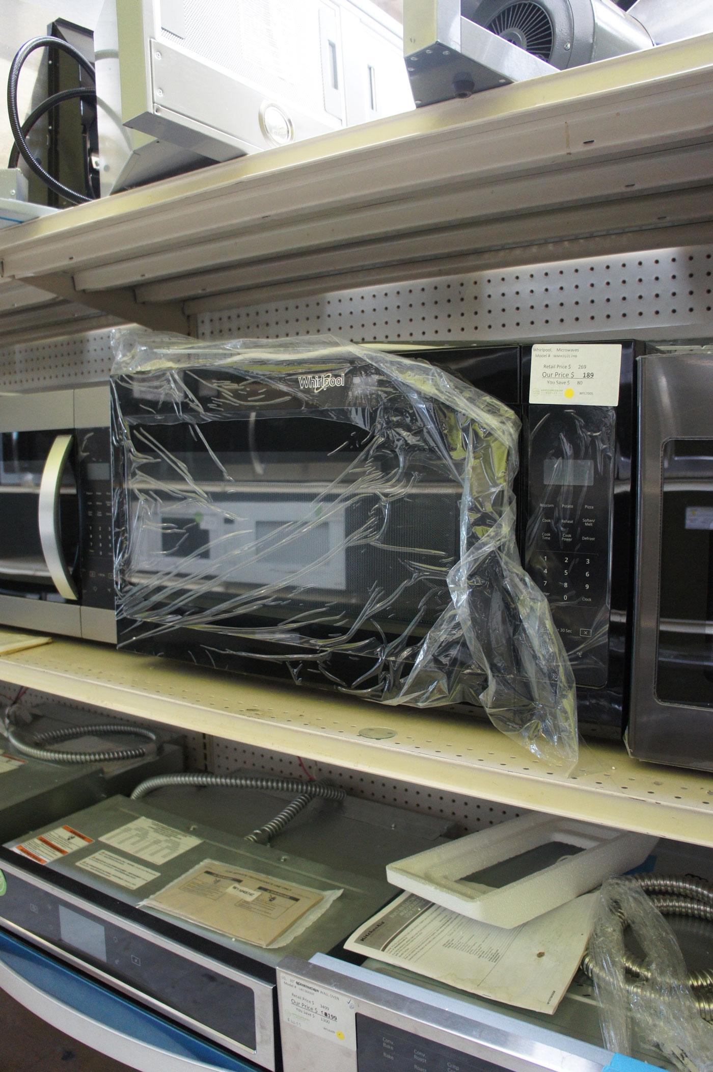 Whirlpool WMH31017HB 1.7 cu. ft. OTR Microwave Oven - Image 3
