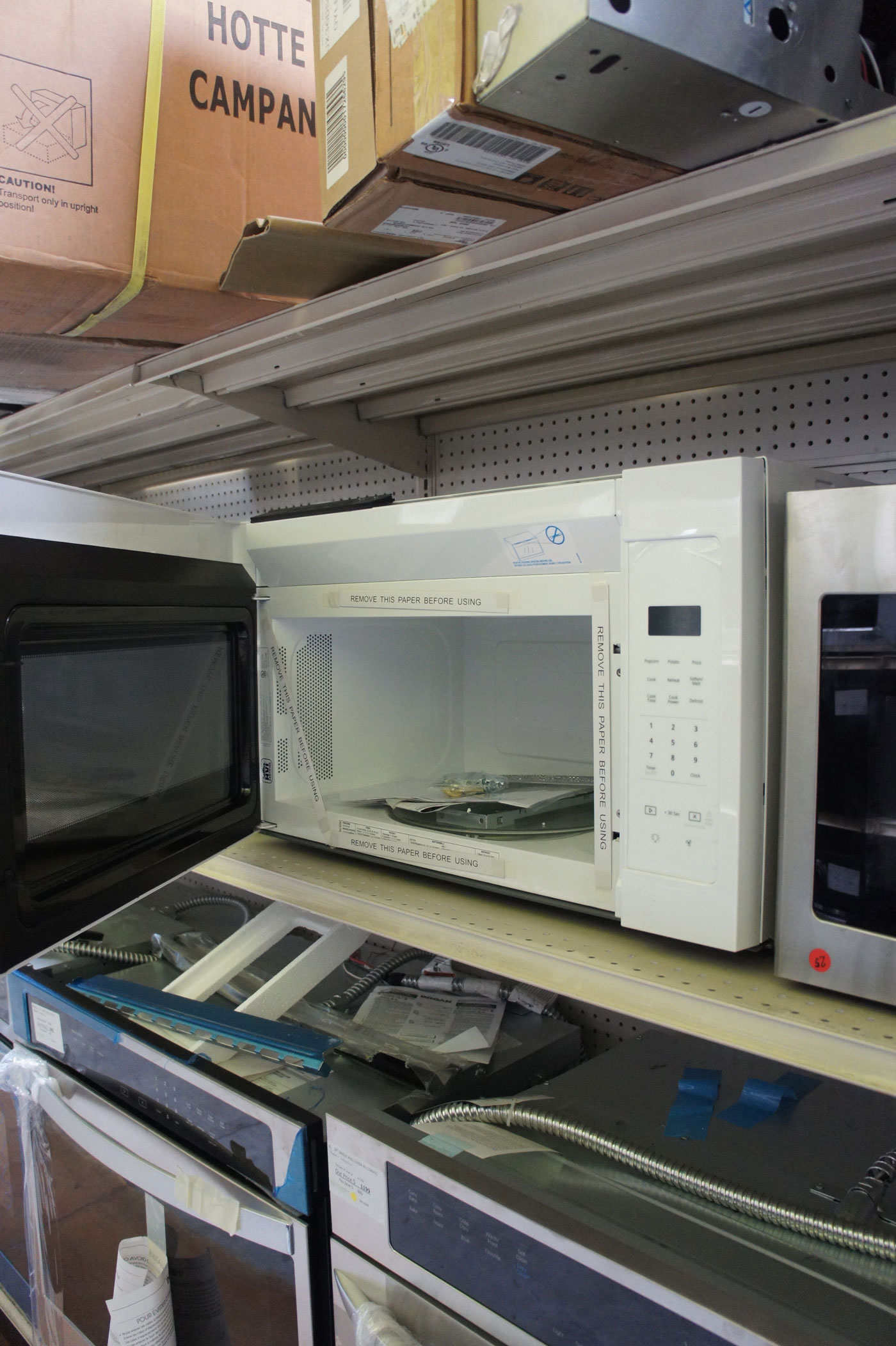 30" Whirlpool WMH31017HW 1.7 cu.ft. OTR Microwave - Image 6