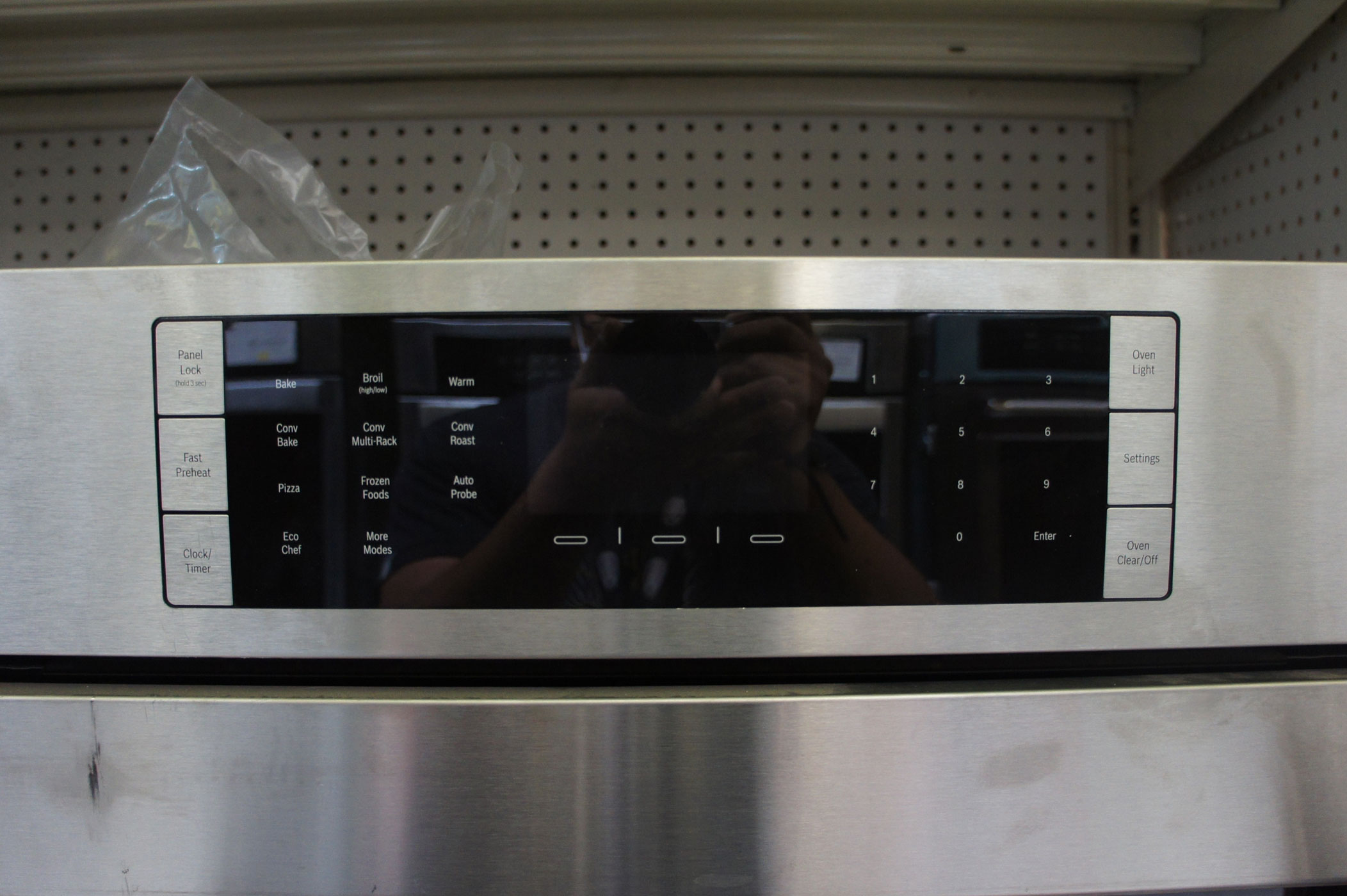 30" Bosch HBLP451LUC 4.6 cu. ft. Single Electric Wall Oven - Image 4