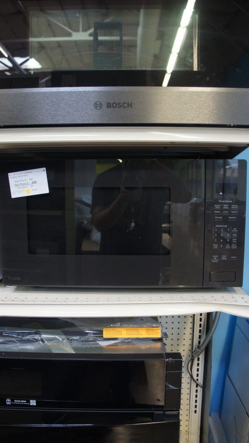GE Profile Built-In Microwave Oven
