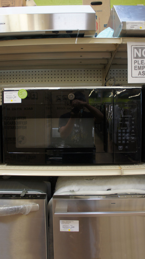 GE OTR Microwave Oven