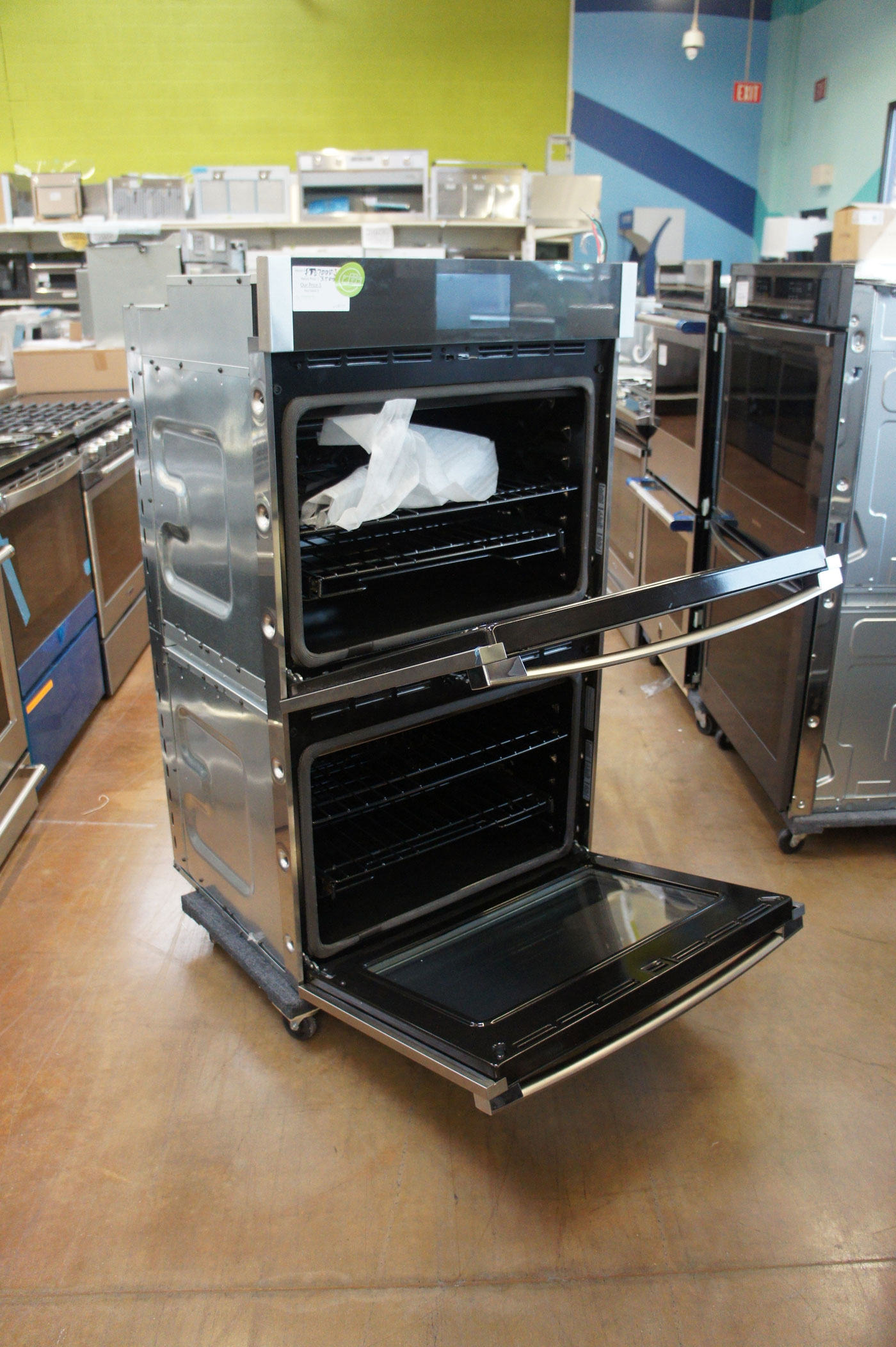 30" GE PTD7000SN2SS 5.0 cu.ft. Smart Built-In Double Wall Oven - Image 7