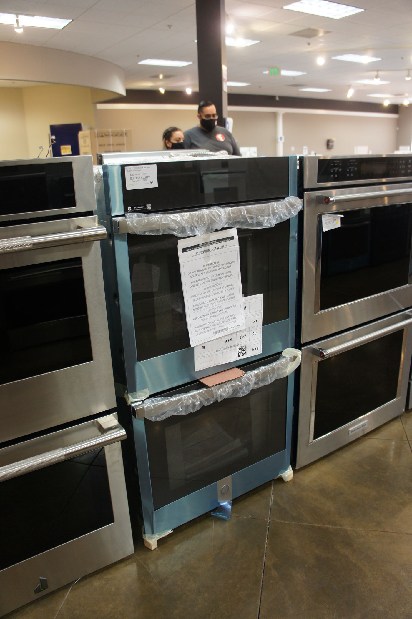 27" GE JKD5000SNSS 8.6 cu.ft. Convection Double Wall Oven - Image 2