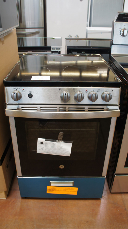 GE JAS640RMSS Electric Range