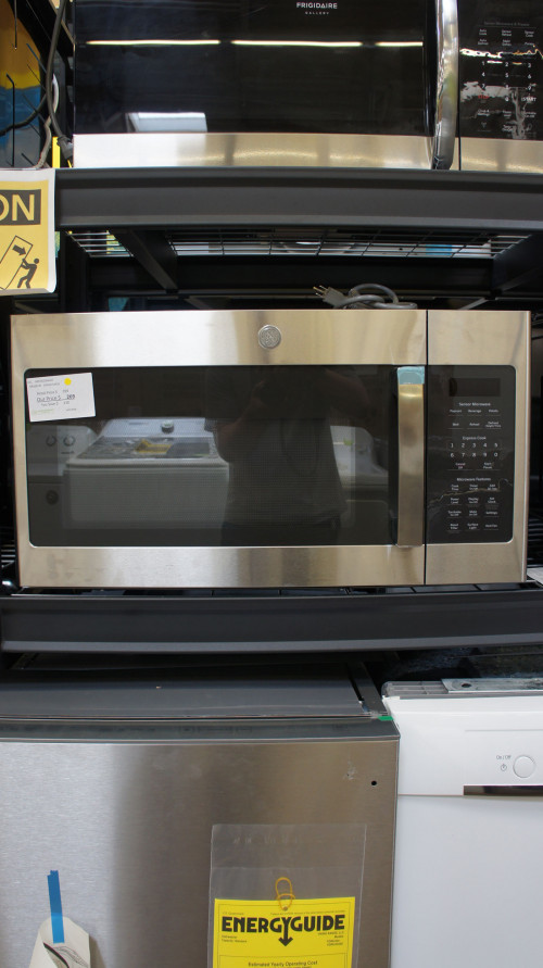 GE OTR Microwave Oven