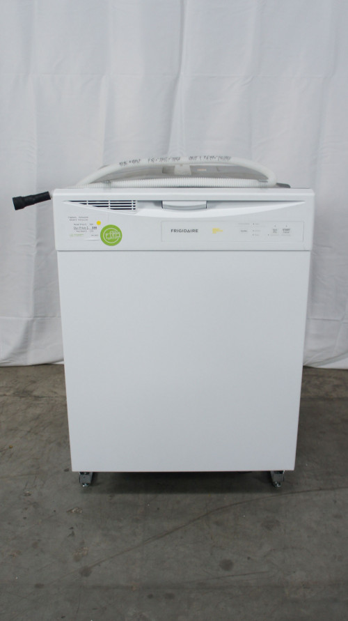 24" Frigidaire FDPC4221AW 62 dBA Full Console Dishwasher