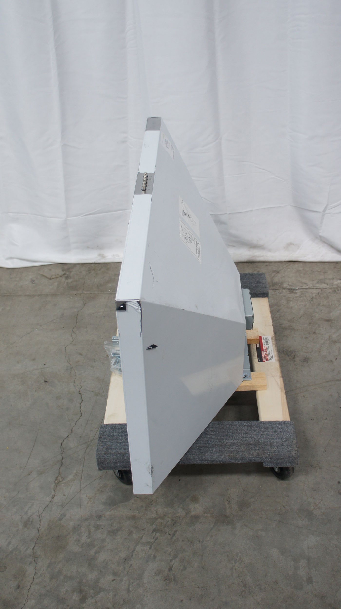 36" Samsung NK36R5000WS Wall Mount Chimney Hood - Image 8