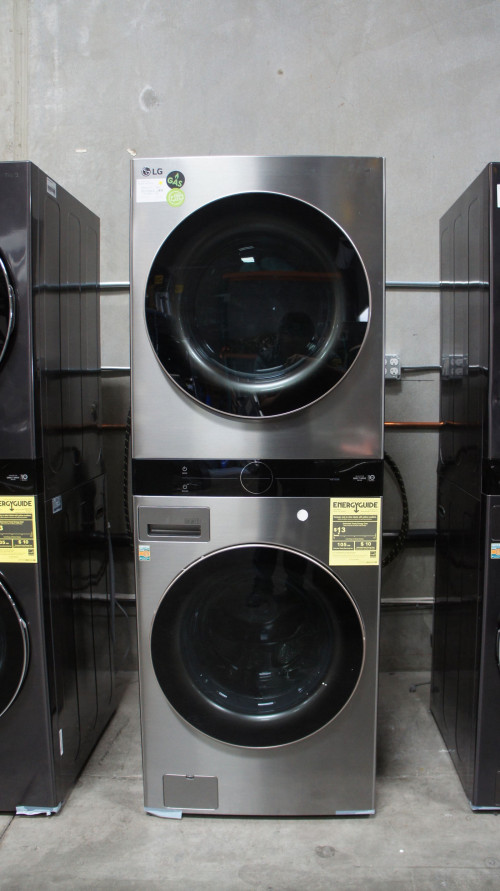 27" LG WKG101HVA 11.9 Cu. Ft. Smart Gas Laundry Center