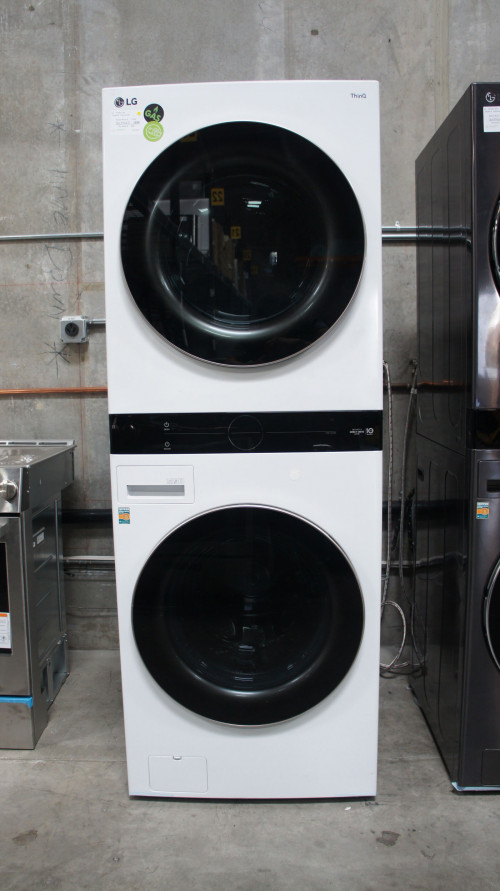 27" LG WKG101HWA 11.9 Cu. Ft. Smart Gas Laundry Center