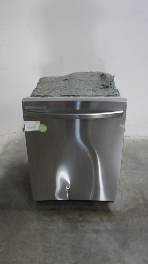24" Samsung DW80R2031US Built-In Dishwasher