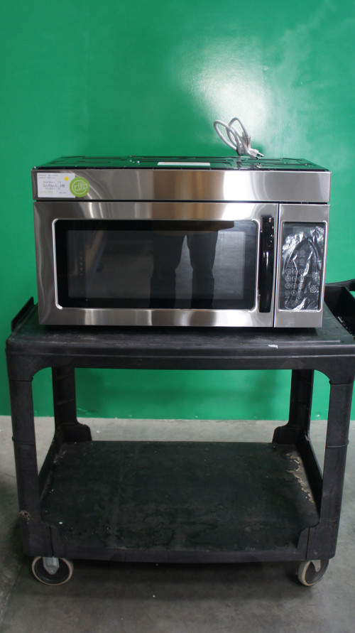 30" Whirlpool UMV1160CS 1.6 cu.ft. OTR Microwave Oven