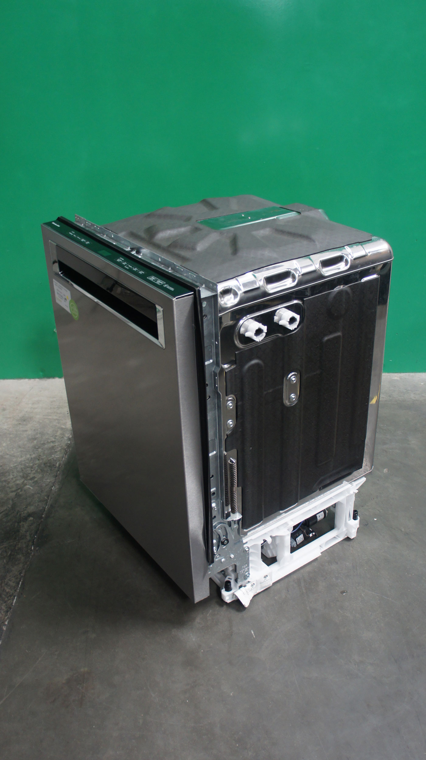 24" KitchenAid KDPM604KPS 44 dBA Built-In Dishwasher - Image 3