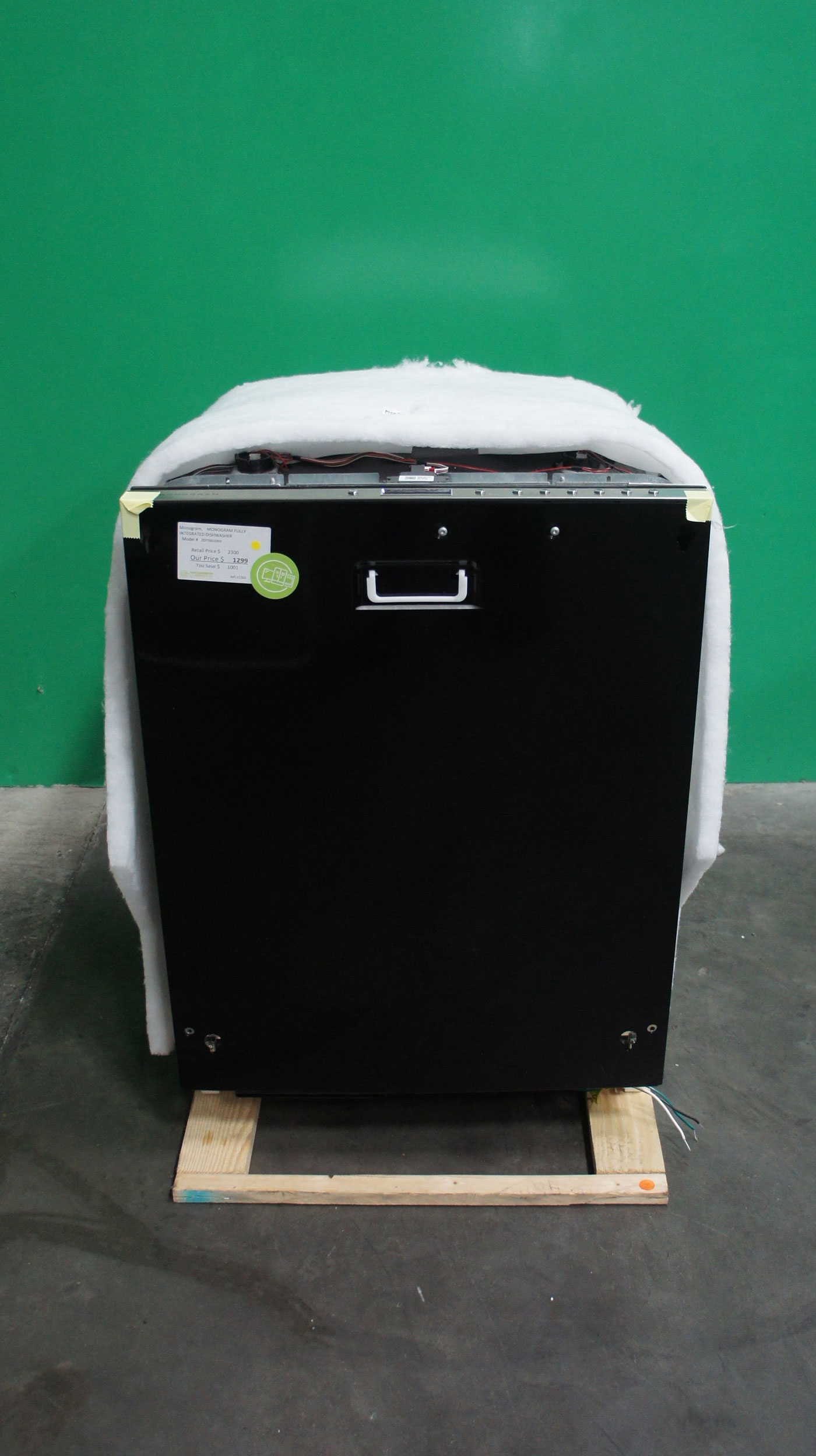 24" Monogram ZDT985SINII 39 dBA Fully Integrated Smart Dishwasher