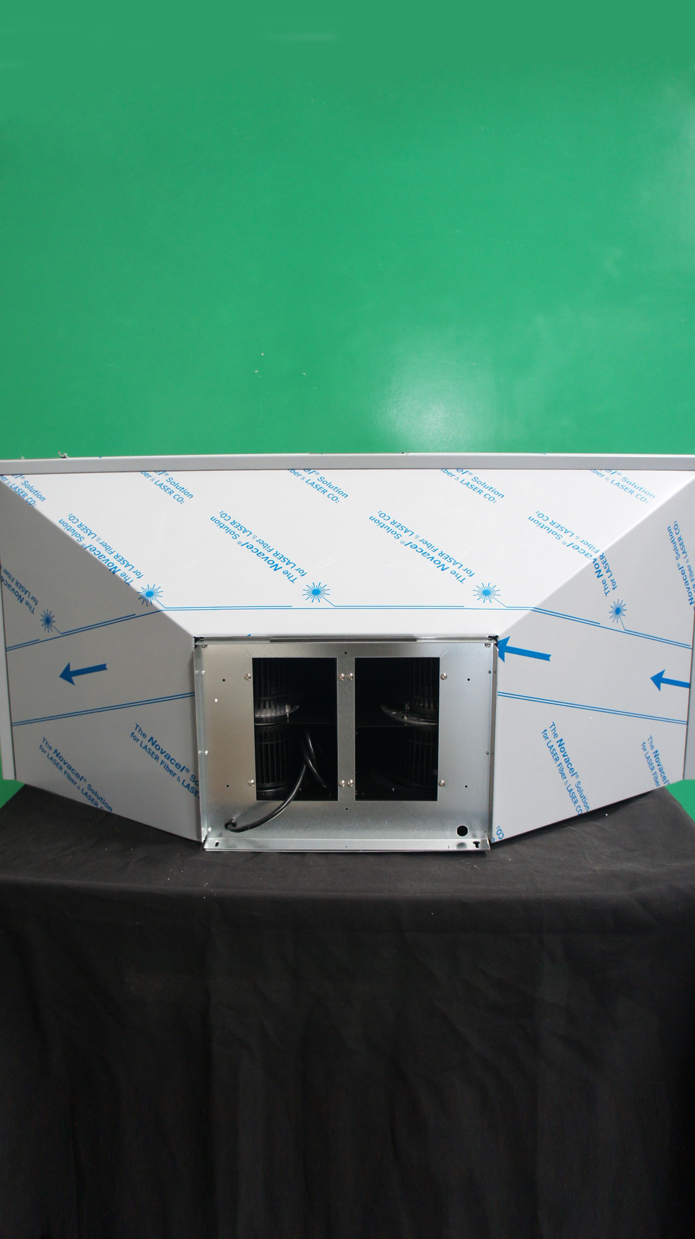 48" Zephyr ZSPE48BS Wall Mount Chimney Range Hood - Image 2