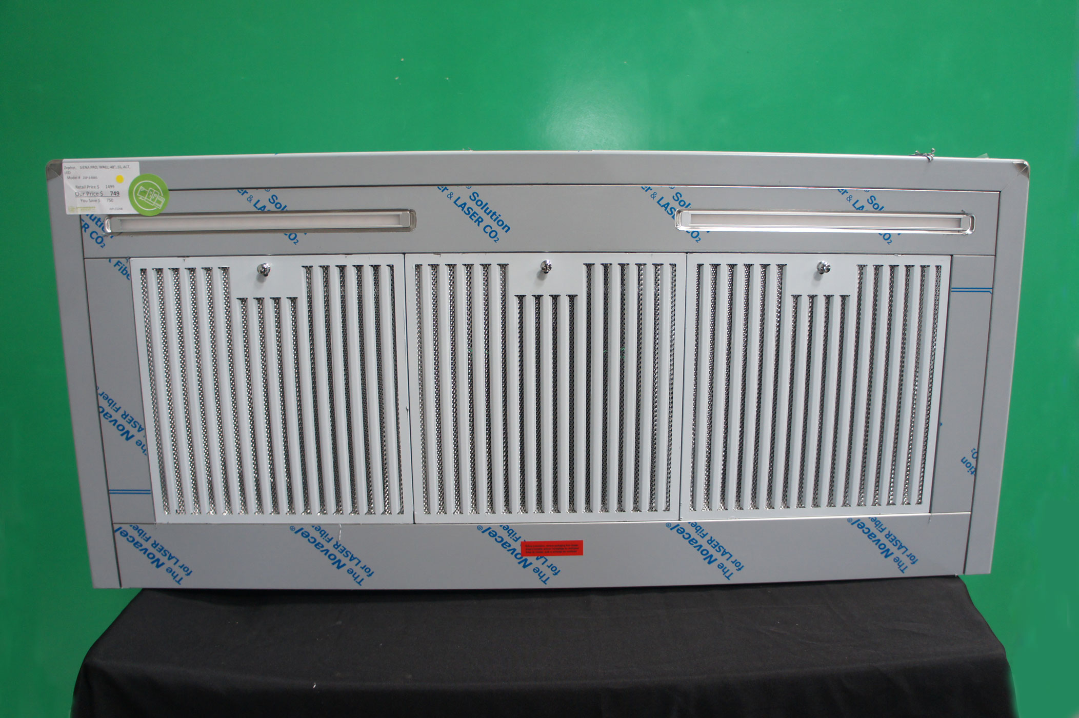 48" Zephyr ZSPE48BS Wall Mount Chimney Range Hood - Image 3