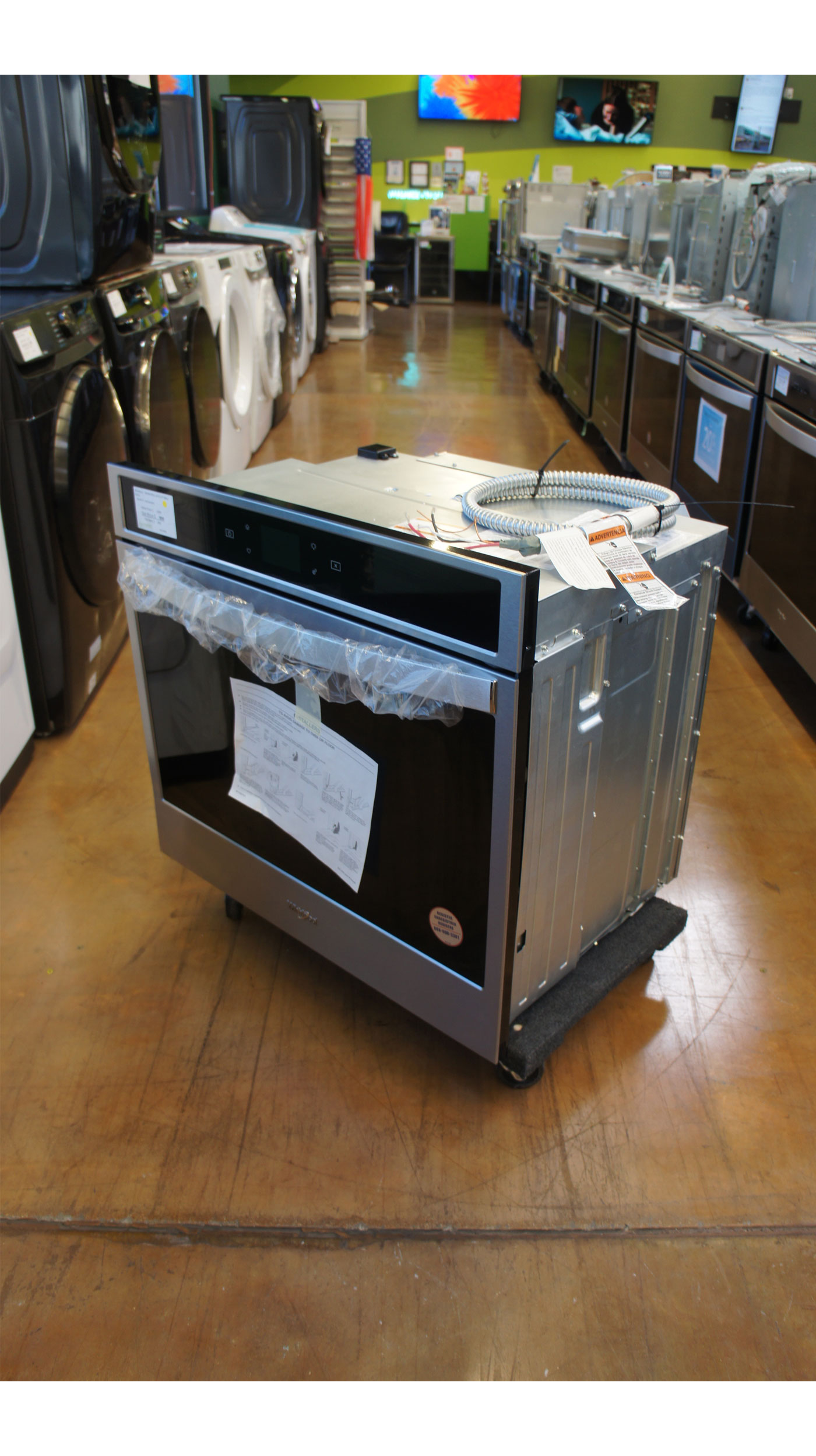 30" Whirlpool WOS51EC0HS 5.0 cu.ft. Electric Single Wall Oven - Image 4