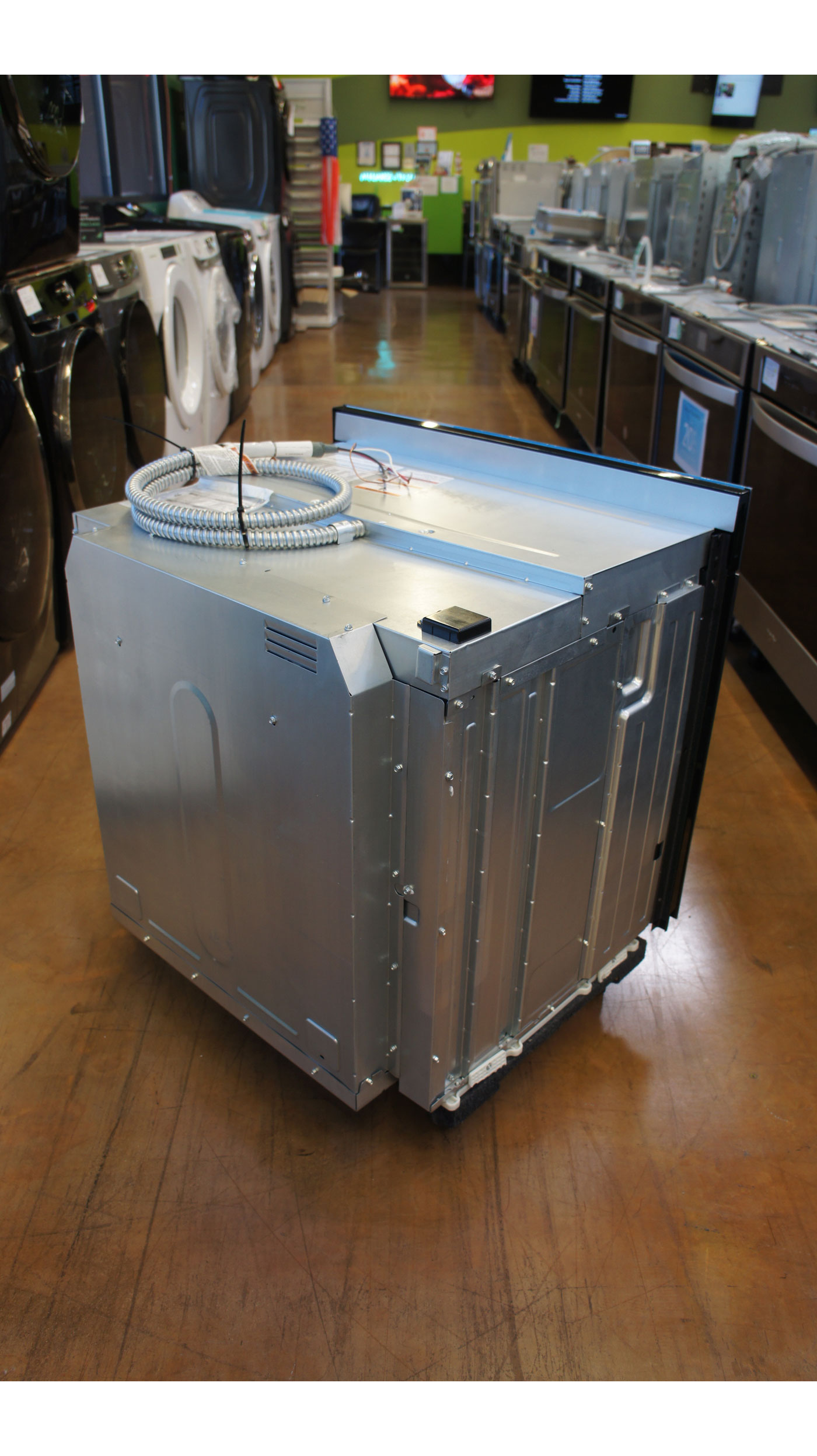 30" Whirlpool WOS51EC0HS 5.0 cu.ft. Electric Single Wall Oven - Image 6