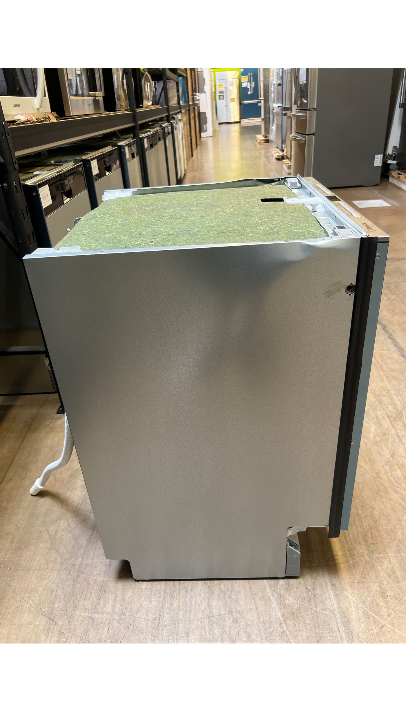 24" Bosch SGV78B53UC Fully Integrated Built-In Dishwasher - Image 10
