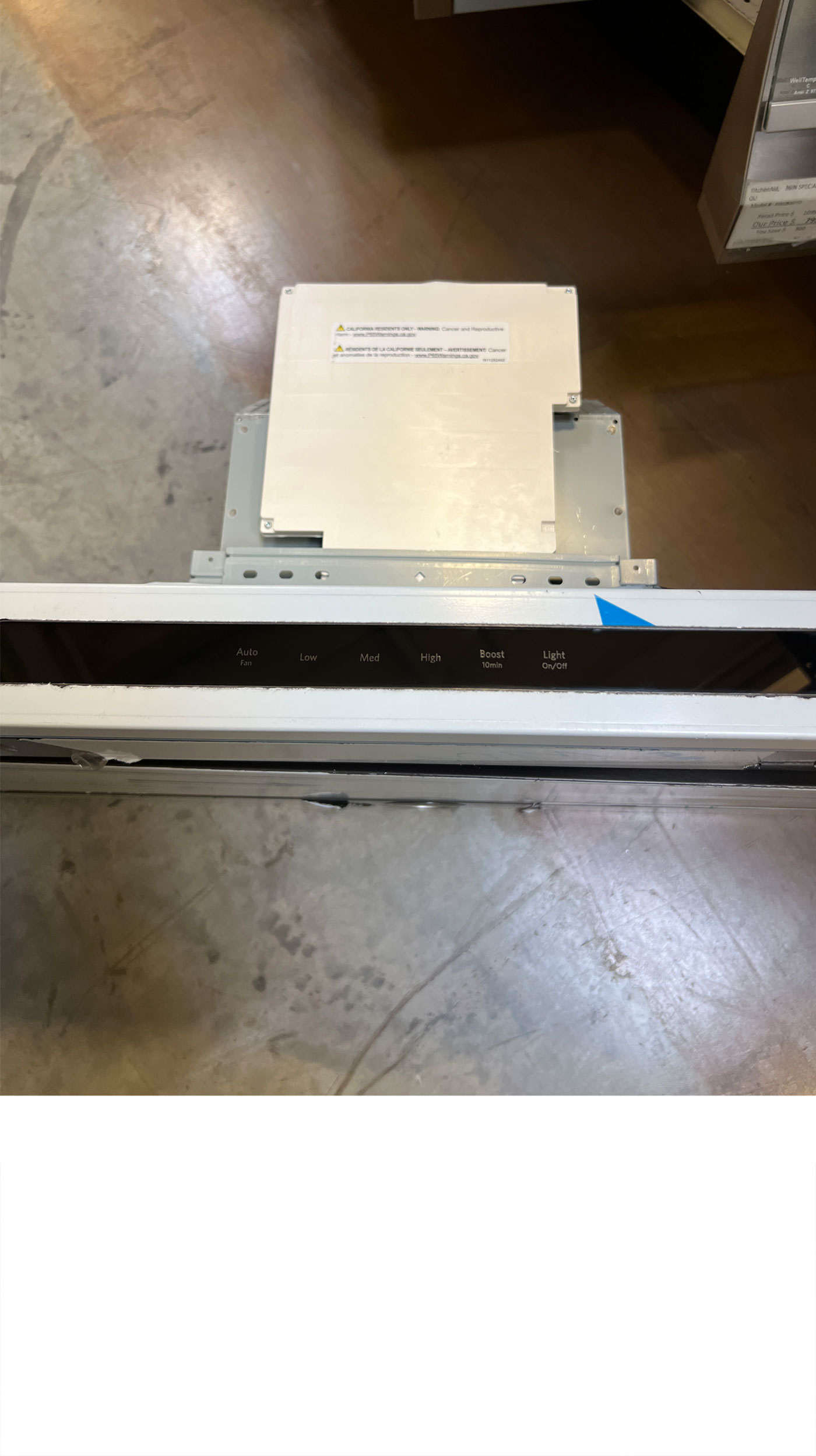 36" KitchenAid KVWB606HBS Wall Mount Hood - Image 5
