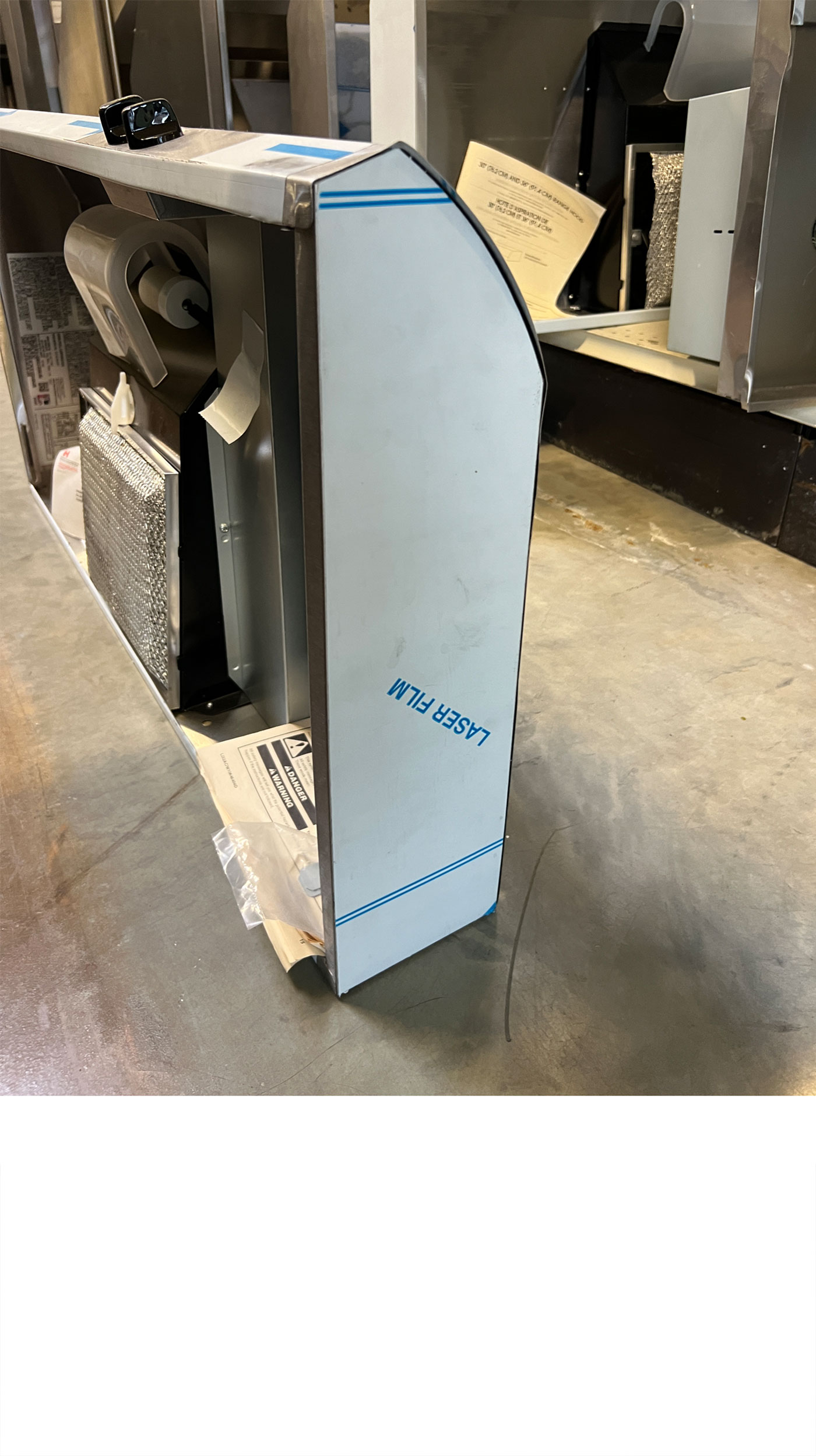 36" Whirlpool UXT4236ADS Under Cabinet Range Hood - Image 6