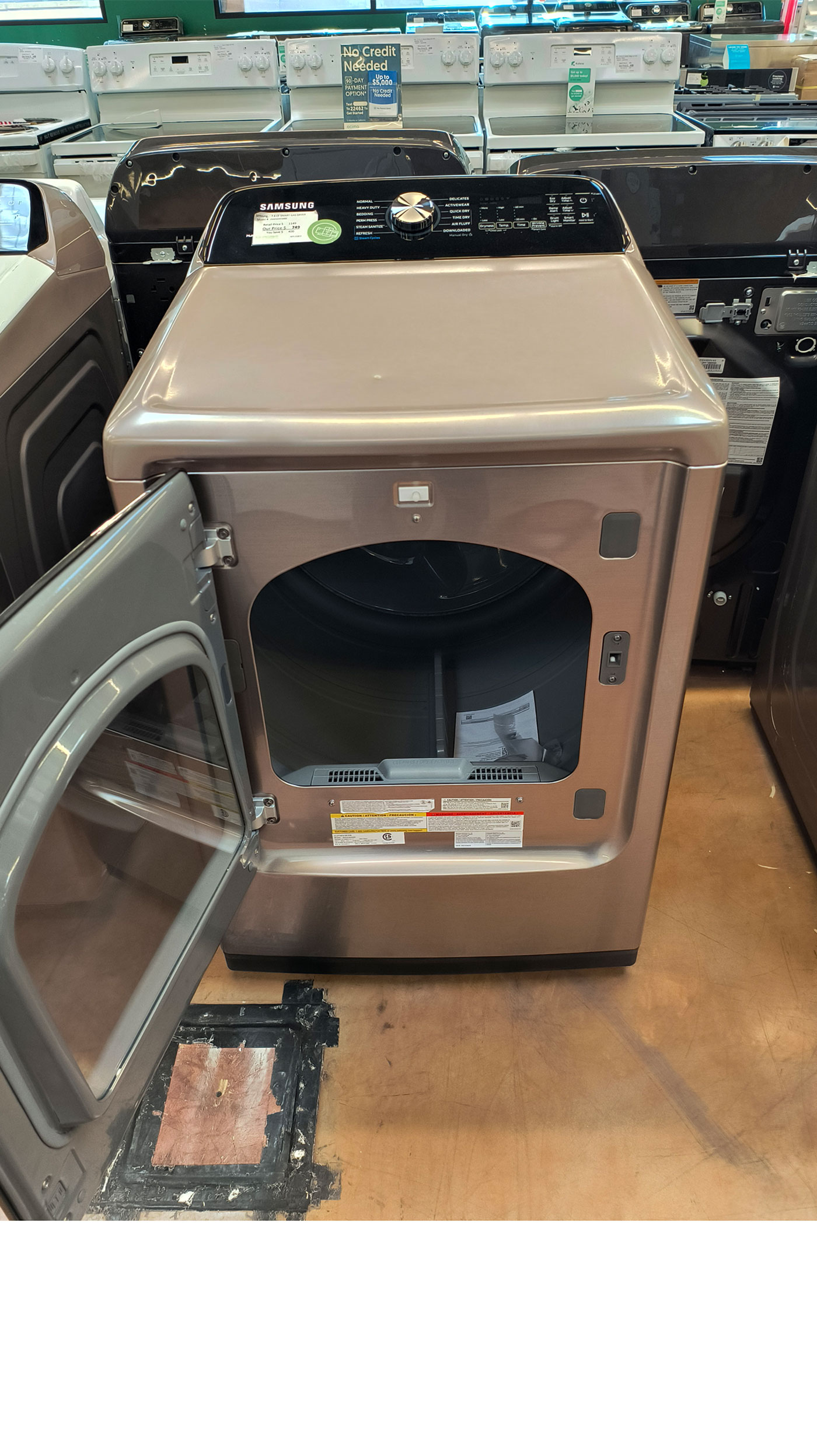 27" Samsung DVG52A5500C Gas Smart Dryer - Image 6