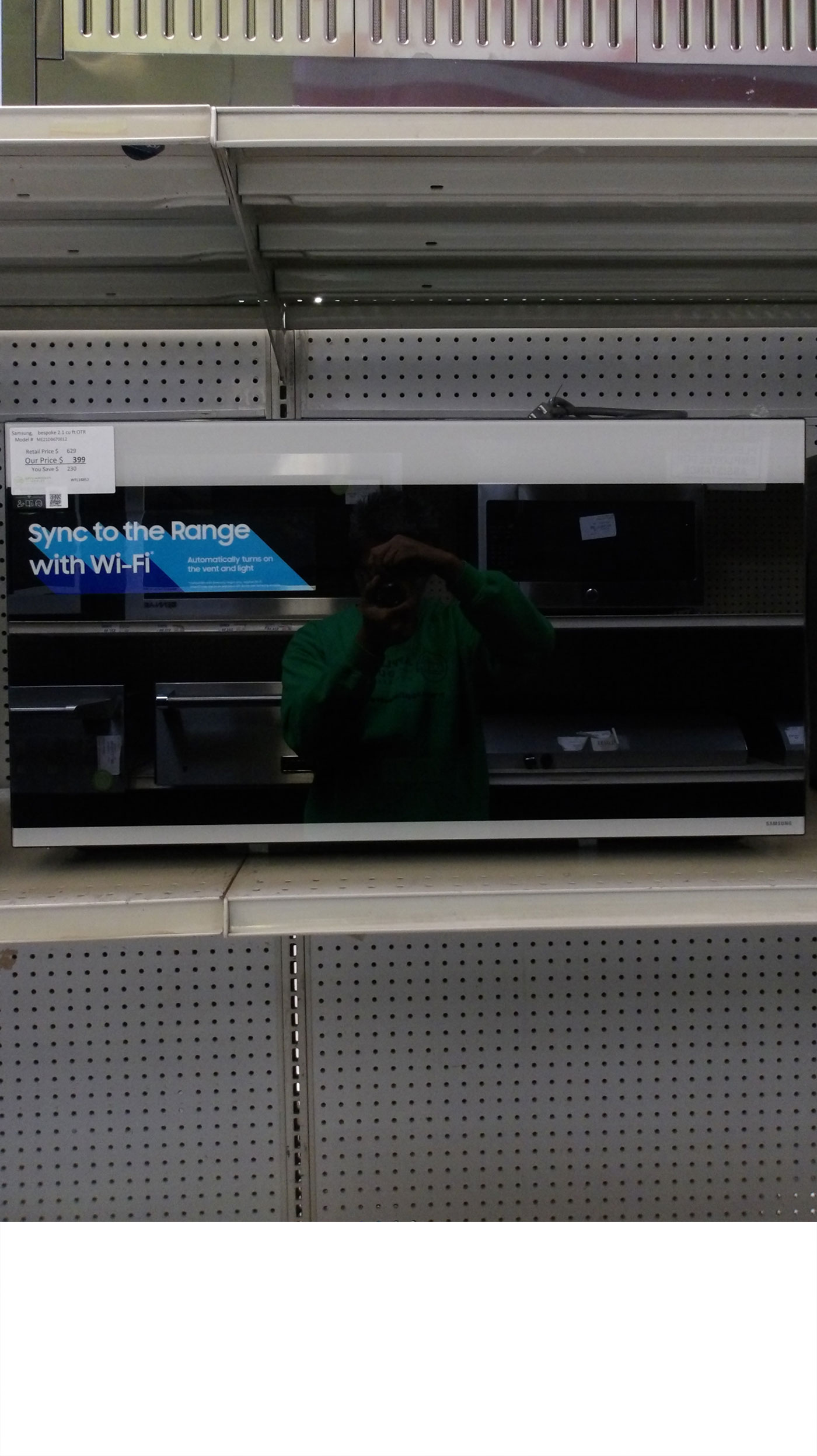 30" Samsung BESPOKE ME21DB670012 OTR Microwave - Image 3
